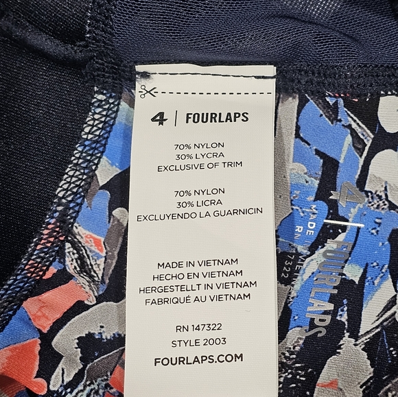 4 Laps Circuit Sports Bra In Confetti Camo Blue Size S NWT MSRP $58 - Picture 6 of 11